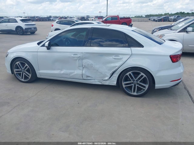 Audi A3 40 Premium/40 Titanium Premium 2019 WAUAUGFF8KA111130 Image 14