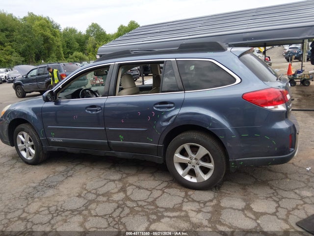 Продажа на аукционе авто 2014 Subaru Outback 3.6r Limited, vin: 4S4BRDNC2E2281377, номер лота: 45175380