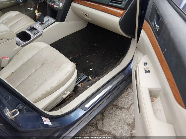 Продажа на аукционе авто 2014 Subaru Outback 3.6r Limited, vin: 4S4BRDNC2E2281377, номер лота: 45175380