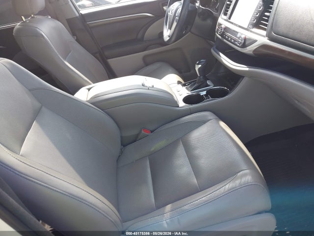 Продаж на аукціоні авто 2016 Toyota Highlander Limited V6, vin: 5TDDKRFH8GS326343, номер лоту: 45175386