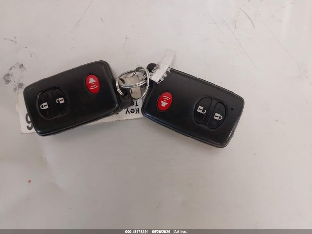 2013 Toyota Prius Two მანქანა იყიდება აუქციონზე, vin: JTDKN3DU0D0338965, აუქციონის ნომერი: 45175391