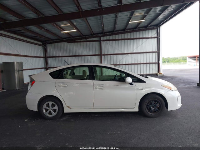 2013 Toyota Prius Two მანქანა იყიდება აუქციონზე, vin: JTDKN3DU0D0338965, აუქციონის ნომერი: 45175391