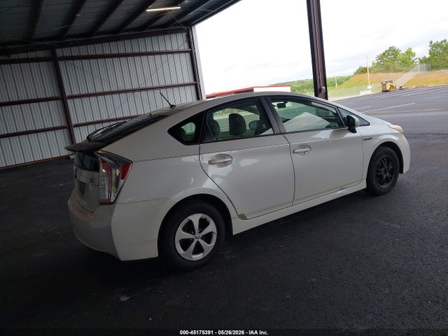2013 Toyota Prius Two მანქანა იყიდება აუქციონზე, vin: JTDKN3DU0D0338965, აუქციონის ნომერი: 45175391