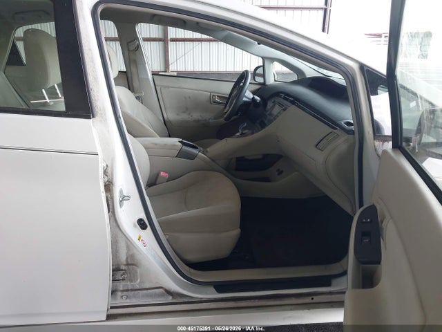 2013 Toyota Prius Two მანქანა იყიდება აუქციონზე, vin: JTDKN3DU0D0338965, აუქციონის ნომერი: 45175391