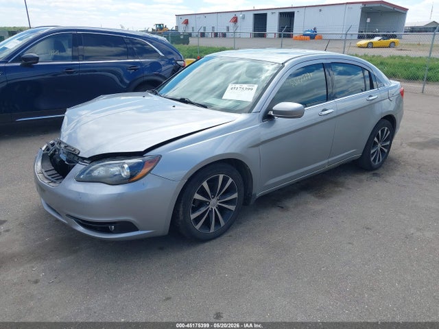 Продаж на аукціоні авто 2013 Chrysler 200 Limited, vin: 1C3CCBCG3DN727672, номер лоту: 45175399