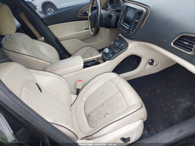 2015 Chrysler 200 C მანქანა იყიდება აუქციონზე, vin: 1C3CCCCG0FN582938, აუქციონის ნომერი: 45175403