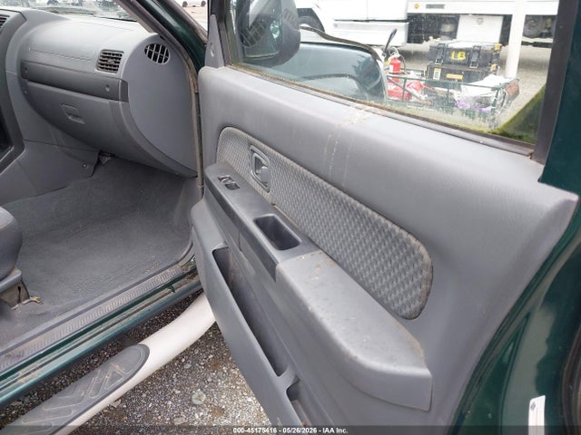2002 Nissan Xterra Xe მანქანა იყიდება აუქციონზე, vin: 5N1ED28Y62C558027, აუქციონის ნომერი: 45175416