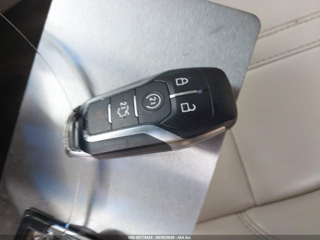 Продаж на аукціоні авто 2016 Lincoln Mkz, vin: 3LN6L2G94GR631695, номер лоту: 45175424