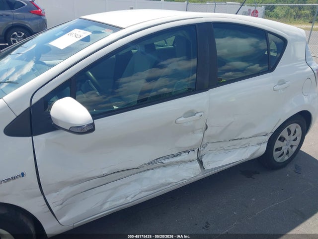 Aukcja sprzedaży 2013 Toyota Prius C One, vin: JTDKDTB33D1031815, numer aukcji: 45175428