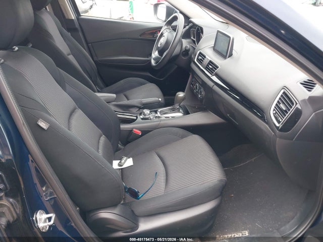 JM1BM1U79G1312686 Mazda Mazda3 I Sport