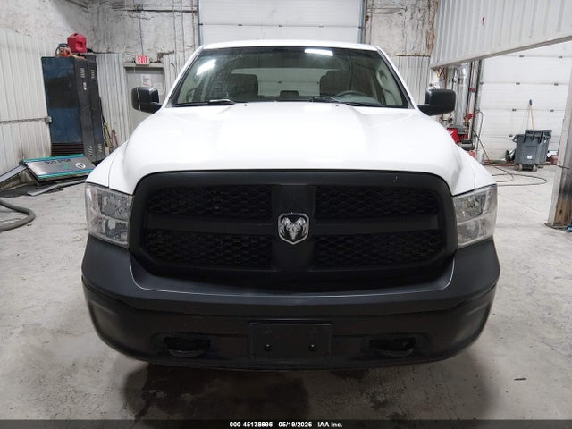 45175505 :رقم المزاد ، 1C6RR7KG1JS297177 vin ، 2018 Ram 1500 Tradesman  4x4 5'7 Box مزاد بيع