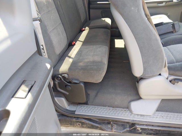 Продаж на аукціоні авто 2002 Ford F-250 Lariat/xl/xlt, vin: 1FTNX21L52EA53157, номер лоту: 45175597