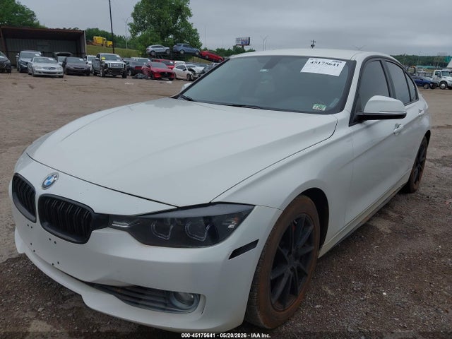 2014 Bmw 328i მანქანა იყიდება აუქციონზე, vin: WBA3A5C50EP602018, აუქციონის ნომერი: 45175641