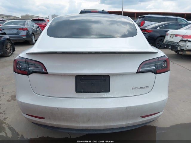 45175653 :رقم المزاد ، 5YJ3E1EC6NF259866 vin ، 2022 Tesla Model 3 Performance Dual Motor All-wheel Drive مزاد بيع