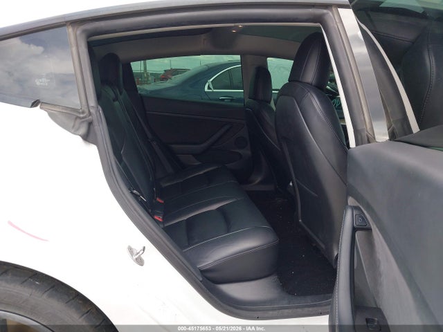 45175653 :رقم المزاد ، 5YJ3E1EC6NF259866 vin ، 2022 Tesla Model 3 Performance Dual Motor All-wheel Drive مزاد بيع