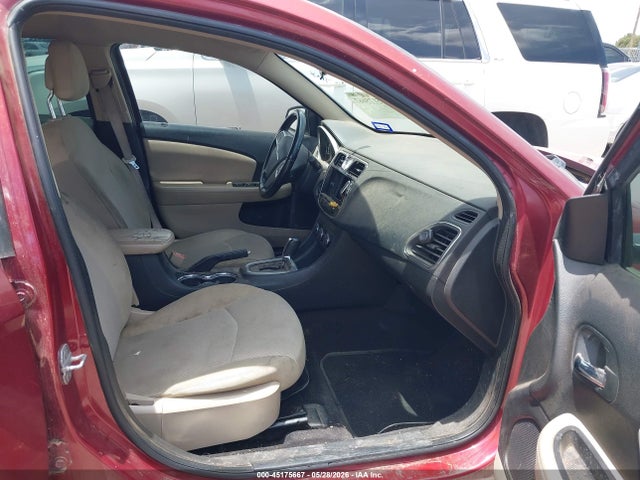 2011 Chrysler 200 Touring მანქანა იყიდება აუქციონზე, vin: 1C3BC1FG3BN503946, აუქციონის ნომერი: 45175667
