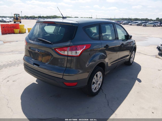 45175695 :رقم المزاد ، 1FMCU0F7XFUC33581 vin ، 2015 Ford Escape S مزاد بيع