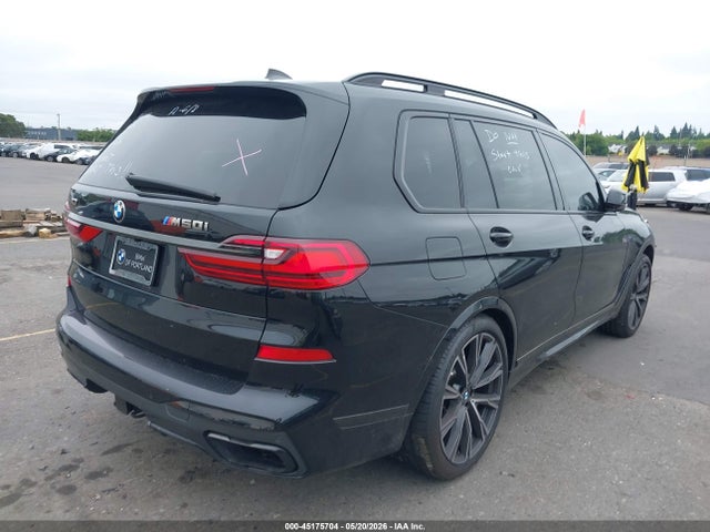 45175704 :رقم المزاد ، 5UXCX6C0XM9D74321 vin ، 2021 Bmw X7 M50i مزاد بيع