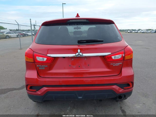 JA4AP3AU0JU008123 Mitsubishi Outlander Sport 2.0 Le