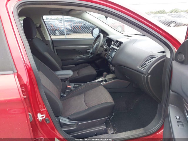 JA4AP3AU0JU008123 Mitsubishi Outlander Sport 2.0 Le