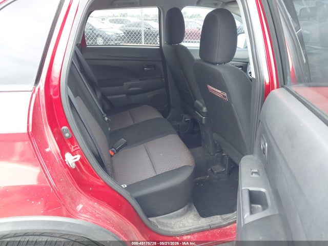 JA4AP3AU0JU008123 Mitsubishi Outlander Sport 2.0 Le