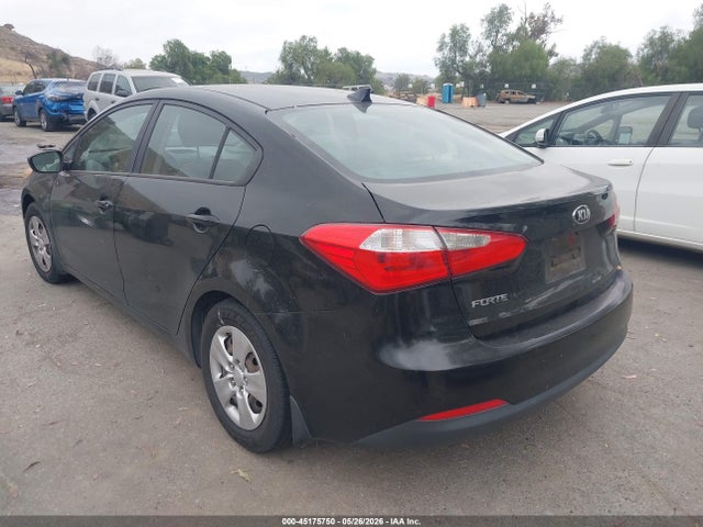 45175750 :رقم المزاد ، KNAFK4A60G5539355 vin ، 2016 Kia Forte Lx مزاد بيع