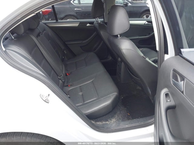 45175773 :رقم المزاد ، 3VWDB7AJ1HM304150 vin ، 2017 Volkswagen Jetta 1.4t Se مزاد بيع