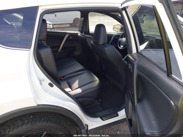 JTMJFREVXGD193112 Toyota RAV4 SE