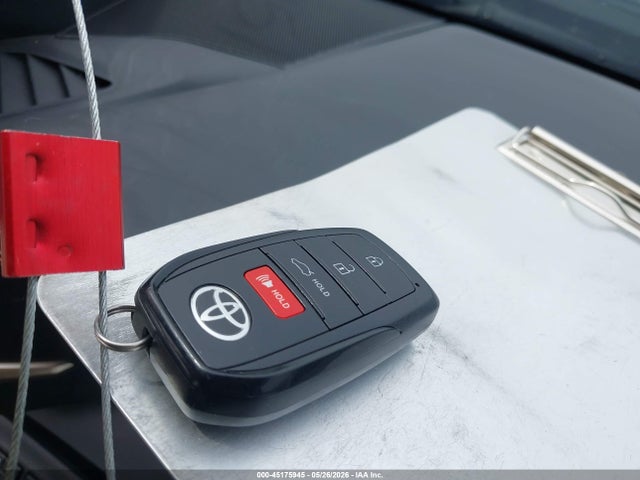 2023 Toyota Crown Limited მანქანა იყიდება აუქციონზე, vin: JTDAAAAF4P3013725, აუქციონის ნომერი: 45175945