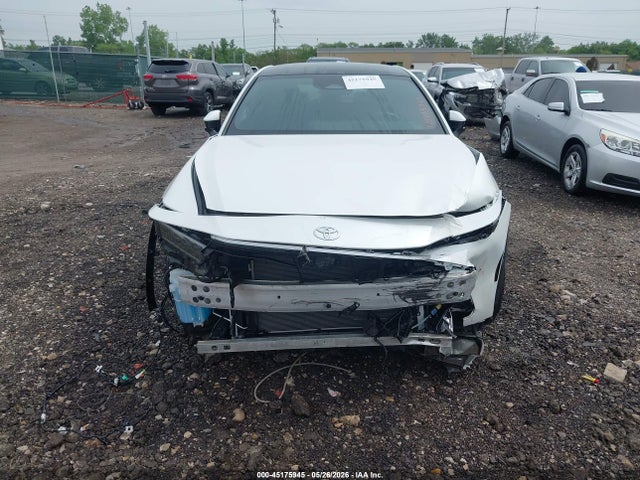 2023 Toyota Crown Limited მანქანა იყიდება აუქციონზე, vin: JTDAAAAF4P3013725, აუქციონის ნომერი: 45175945