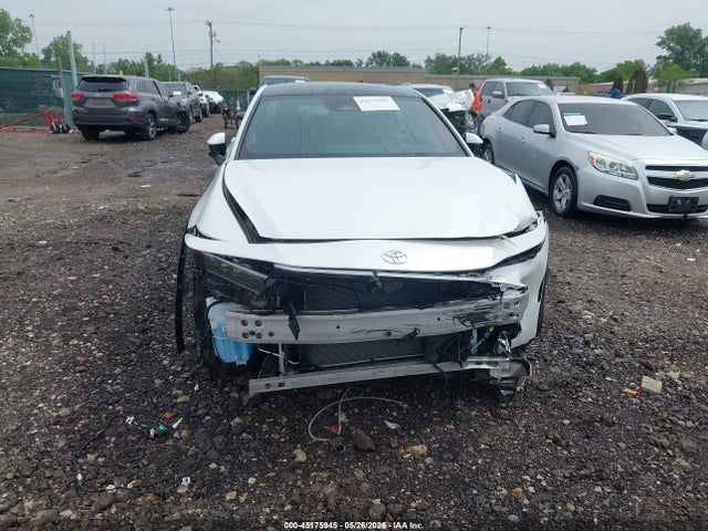 2023 Toyota Crown Limited მანქანა იყიდება აუქციონზე, vin: JTDAAAAF4P3013725, აუქციონის ნომერი: 45175945