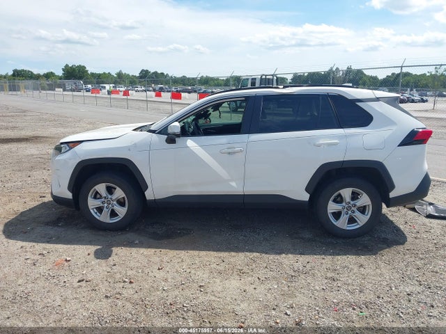 2020 Toyota Rav4 Xle მანქანა იყიდება აუქციონზე, vin: 2T3W1RFV1LW059945, აუქციონის ნომერი: 45175957