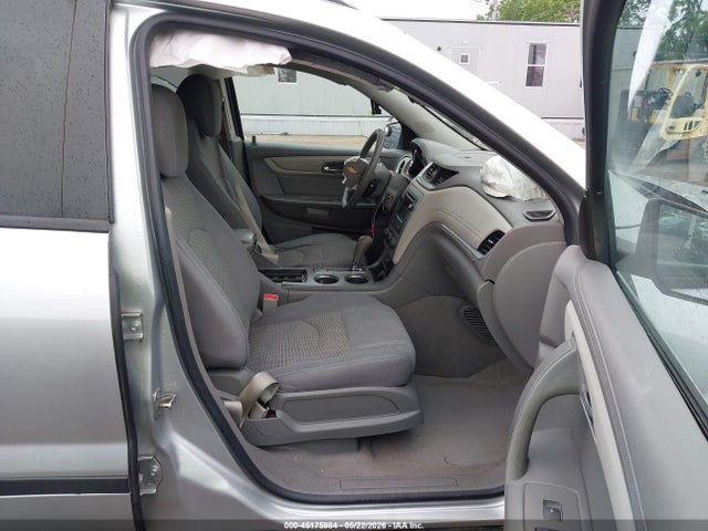 2015 Chevrolet Traverse Ls მანქანა იყიდება აუქციონზე, vin: 1GNKRFED4FJ247206, აუქციონის ნომერი: 45175984