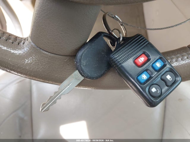 2004 Ford Freestar Sel მანქანა იყიდება აუქციონზე, vin: 2FMZA52244BA63313, აუქციონის ნომერი: 45176039