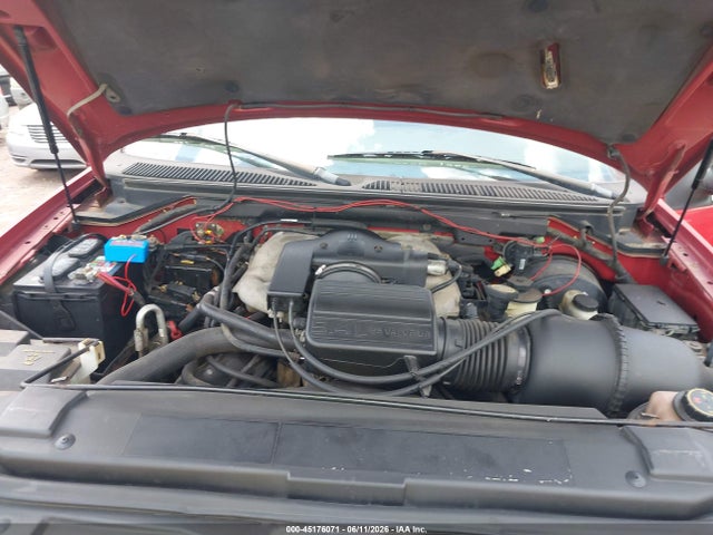Продаж на аукціоні авто 2000 Lincoln Navigator, vin: 5LMPU28A0YLJ10741, номер лоту: 45176071