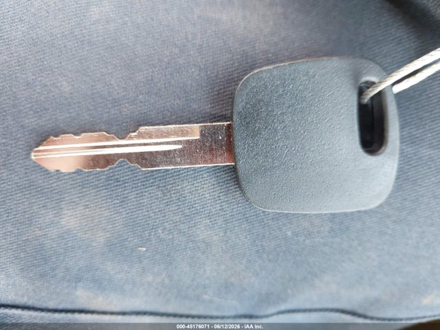 Продаж на аукціоні авто 2000 Lincoln Navigator, vin: 5LMPU28A0YLJ10741, номер лоту: 45176071