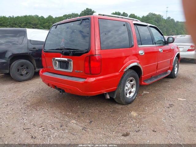 Продаж на аукціоні авто 2000 Lincoln Navigator, vin: 5LMPU28A0YLJ10741, номер лоту: 45176071