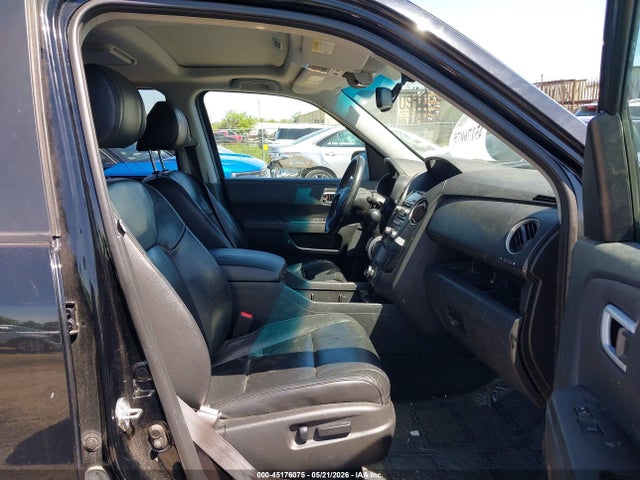 45176075 :رقم المزاد ، 5FNYF4H96FB026916 vin ، 2015 Honda Pilot Touring مزاد بيع