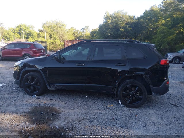 45176105 :رقم المزاد ، 1C4PJLCB7JD551949 vin ، 2018 Jeep Cherokee Latitude Fwd مزاد بيع