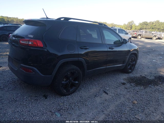 45176105 :رقم المزاد ، 1C4PJLCB7JD551949 vin ، 2018 Jeep Cherokee Latitude Fwd مزاد بيع