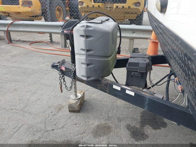 Keystone Other 2014 4YDT24620ED420927 Image 10