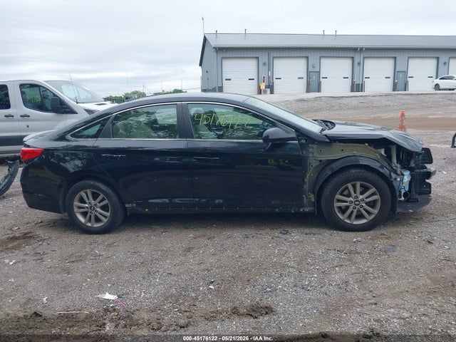 45176122 :رقم المزاد ، 5NPE24AF0HH480257 vin ، 2017 Hyundai Sonata Se مزاد بيع