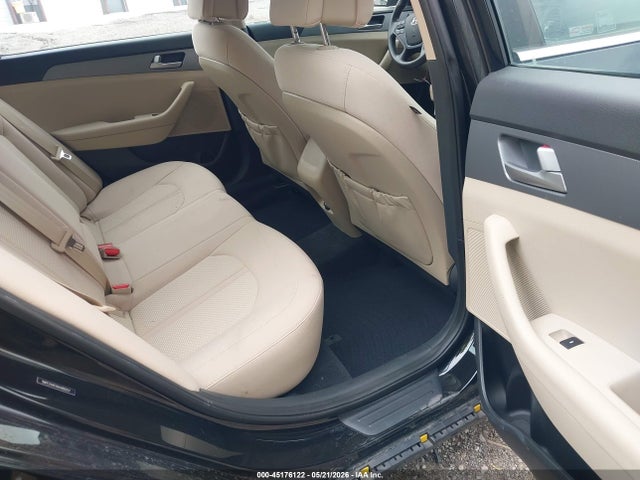 45176122 :رقم المزاد ، 5NPE24AF0HH480257 vin ، 2017 Hyundai Sonata Se مزاد بيع
