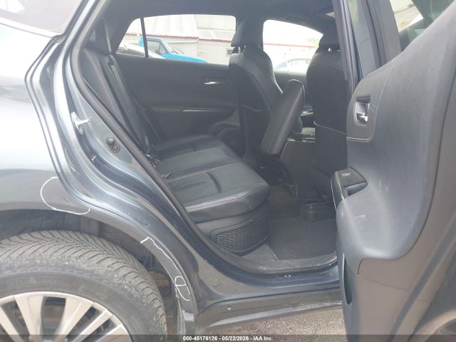 JTEAAAAH6MJ040073 Toyota Venza Xle