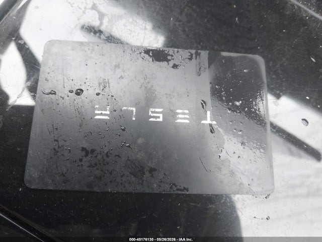45176130 :رقم المزاد ، 5YJ3E1EB1JF067076 vin ، 2018 Tesla Model 3 Long Range/performance مزاد بيع