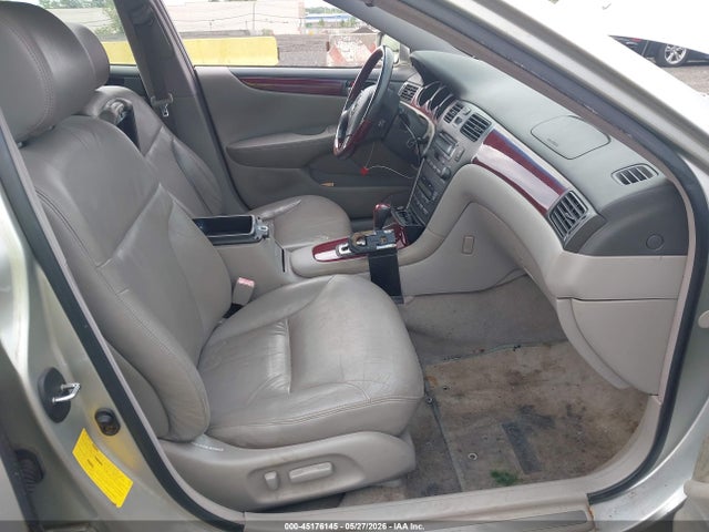 45176145 :رقم المزاد ، JTHBF30G430143672 vin ، 2003 Lexus Es 300 مزاد بيع