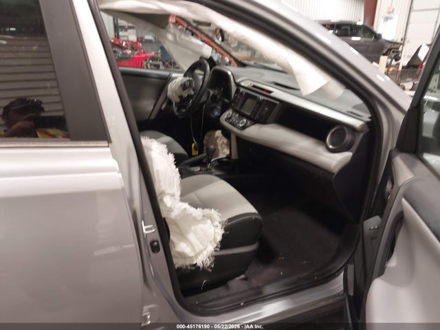 Auction sale of the 2016 Toyota Rav4 Xle, vin: 2T3RFREV2GW539207, lot number: 45176190
