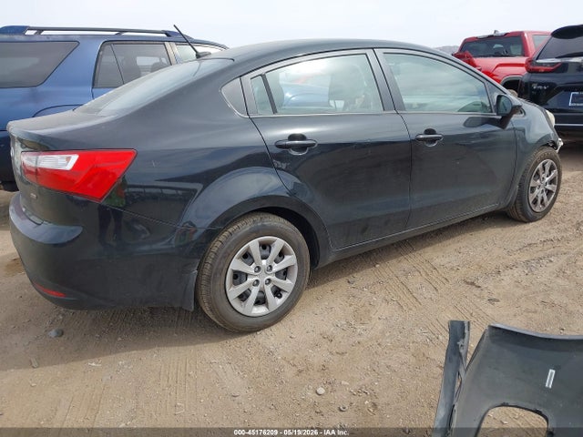 45176209 :رقم المزاد ، KNADM4A31F6528199 vin ، 2015 Kia Rio Lx مزاد بيع