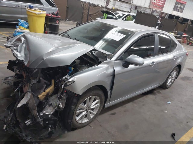 Toyota CAMRY LE 2025 4T1DAACK4SU614784 Image 2