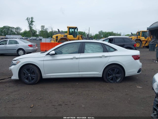 Продажа на аукционе авто 2024 Volkswagen Jetta 1.5t Se, vin: 3VW7M7BU0RM102837, номер лота: 45176238
